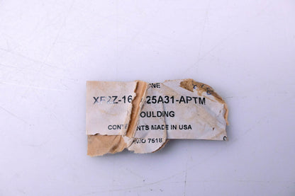 New OEM Ford XF2Z-16425A31-APTM Exterior Trim Moulding NOS