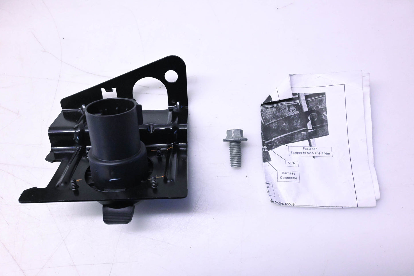 New OEM Ford 6C3T-15A416-BA Trailer Hitch Socket & Bracket Assembly Kit NOS