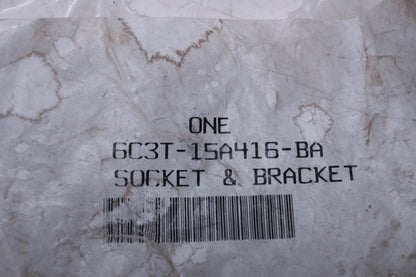 New OEM Ford 6C3T-15A416-BA Trailer Hitch Socket & Bracket Assembly Kit NOS