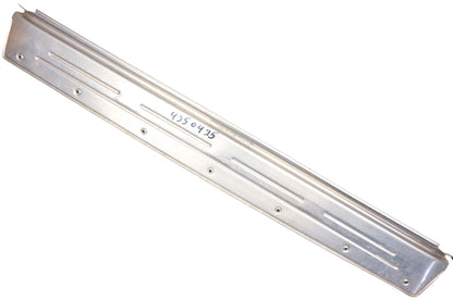 General Motors 4350425 Quarter Panel Metal Moulding NOS