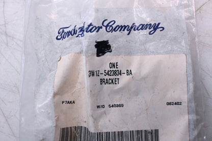 New OEM Ford 3W1Z-5423834-BA Bracket NOS