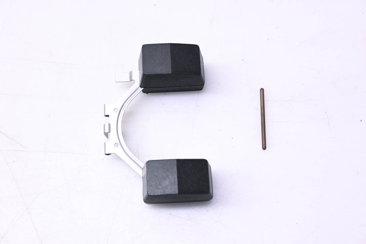 New OEM Motorcraft CM-3588, E1PZ-9550-A Carburetor Float & Hinge Assembly Kit NOS