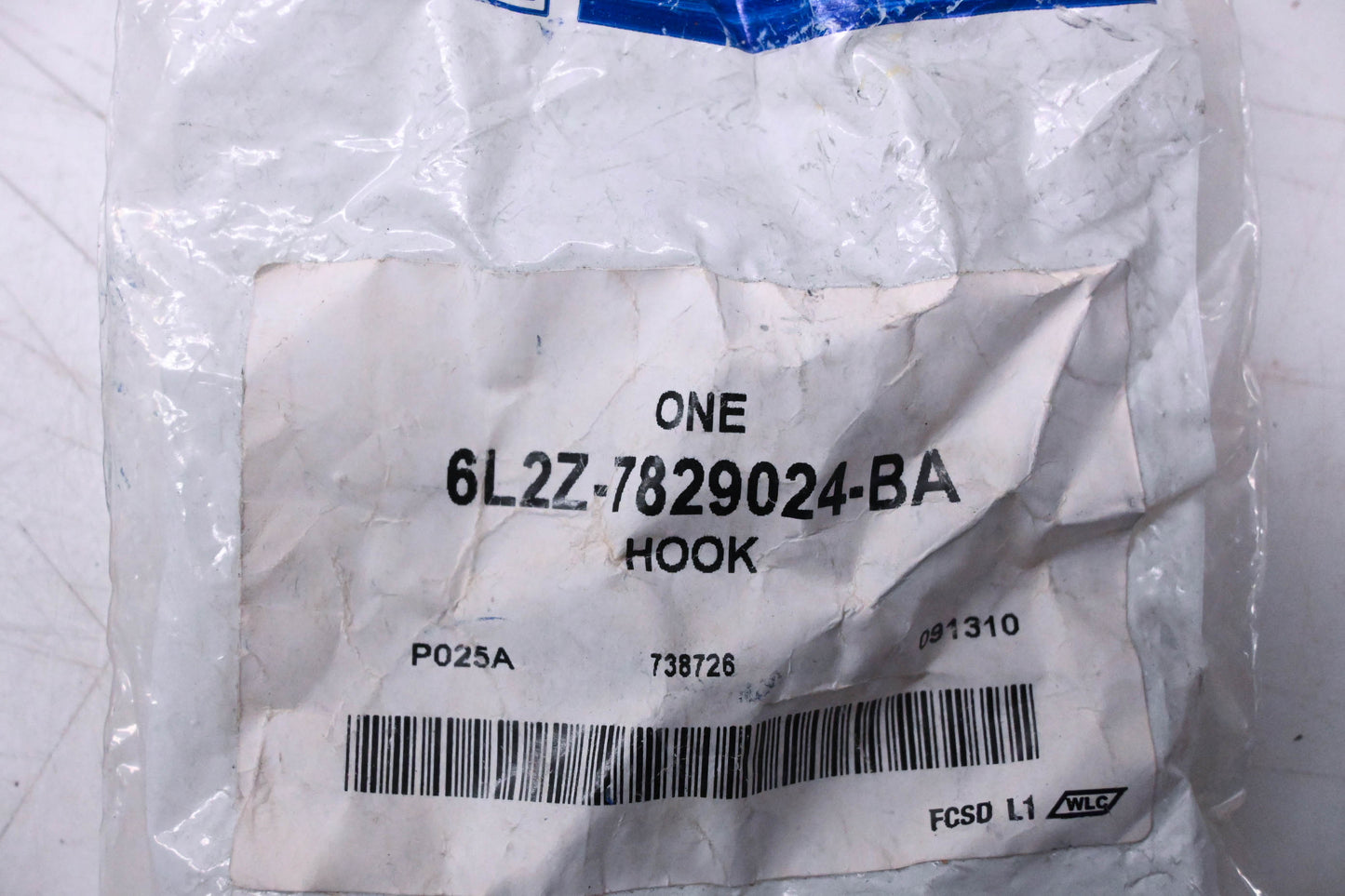 New OEM Ford 6L2Z-7829024-BA Hook Assembly NOS