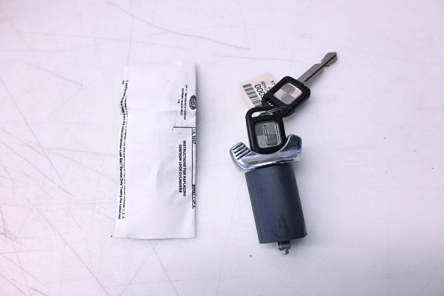 New OEM Motorcraft SW-2062, E5HZ-11582-A Ignition Lock Cylinder Kit NOS