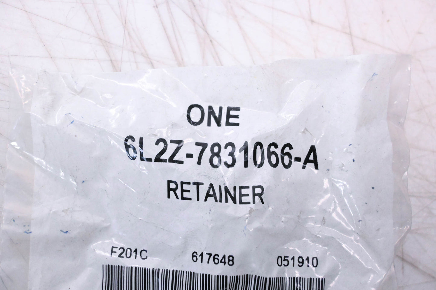 New OEM Ford 6L2Z-7831066-A Body Side Trim Retainer NOS