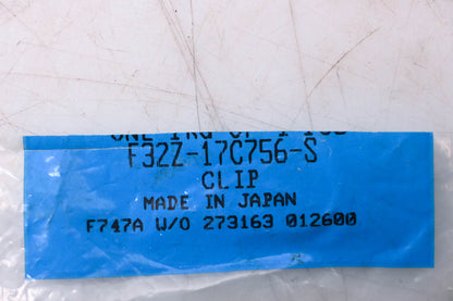 New OEM Ford F32Z-17C756-S Bumper Cover Clips Qty 2 NOS