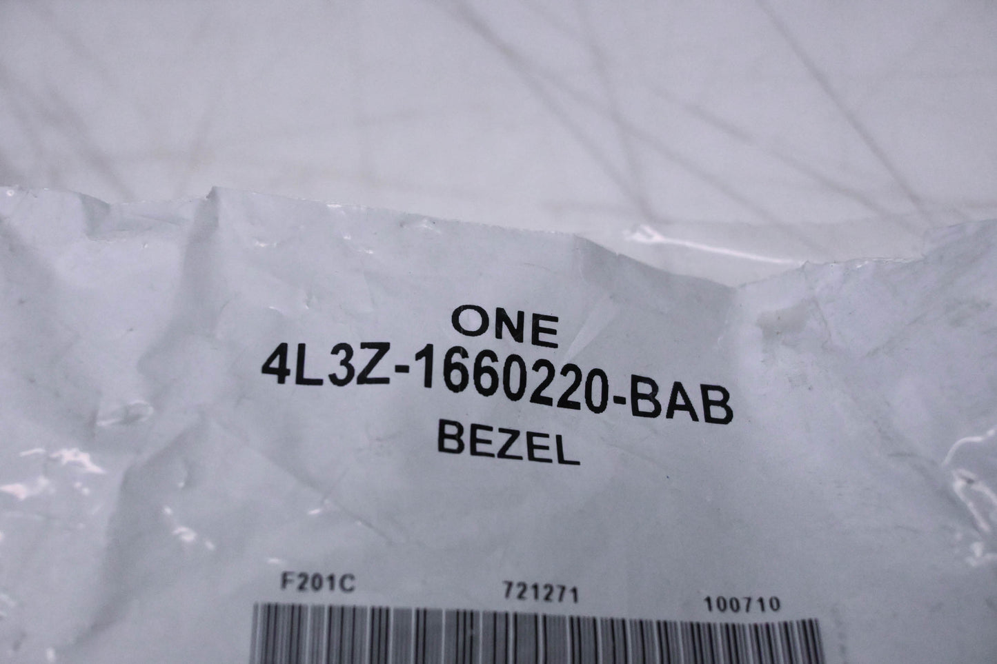 New OEM Ford 4L3Z-1660220-BAB Center Bezel NOS