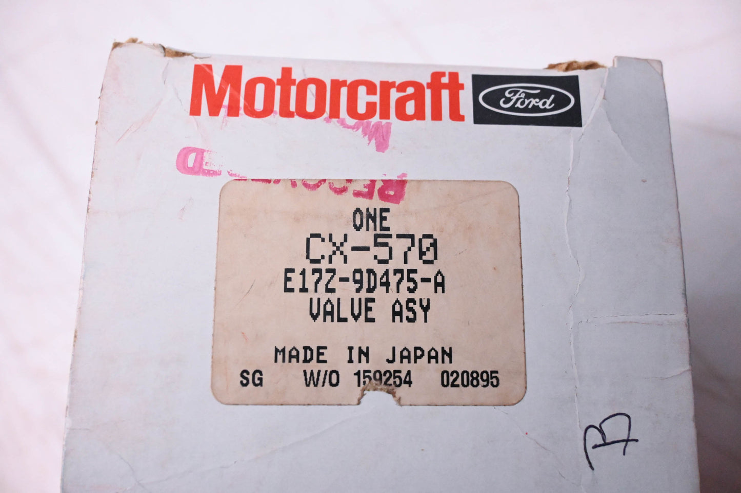 New OEM Motorcraft CX-570, E17Z-9D475-A EGR Valve Assembly NOS