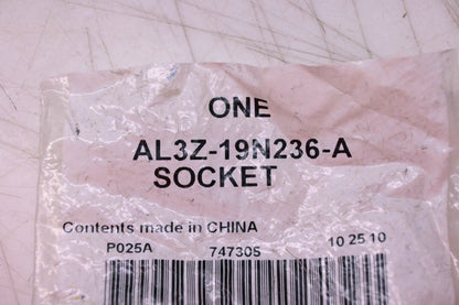 New OEM Ford AL3Z-19N236-A Power Outlet Socket Assembly NOS