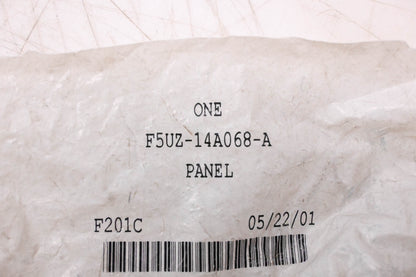 New OEM Ford F5UZ-14A068-A Fuse Junction Block NOS