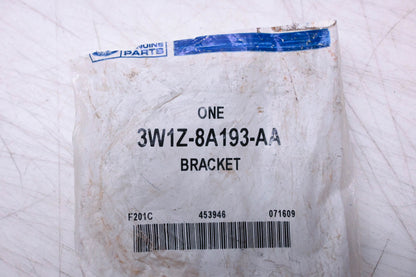 New OEM Ford 3W1Z-8A193-AA Upper Radiator Bracket NOS