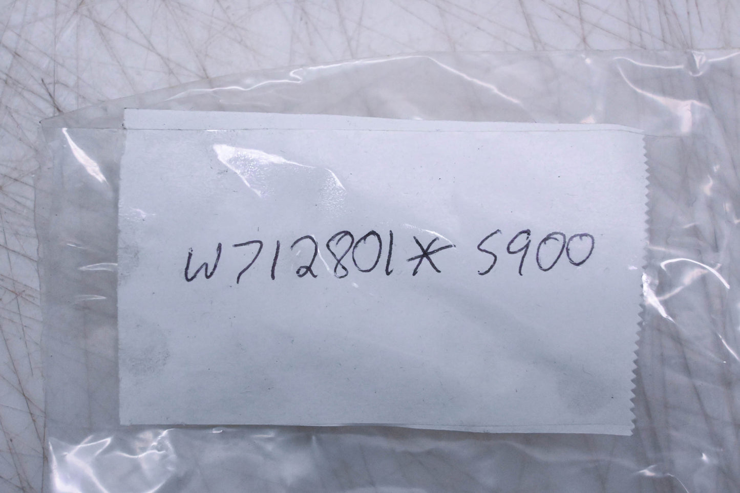 New OEM Ford W712801-S900 Tail Lamp Assembly Screw NOS