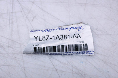 New OEM Ford YL8Z-1A381-AA Retainer NOS