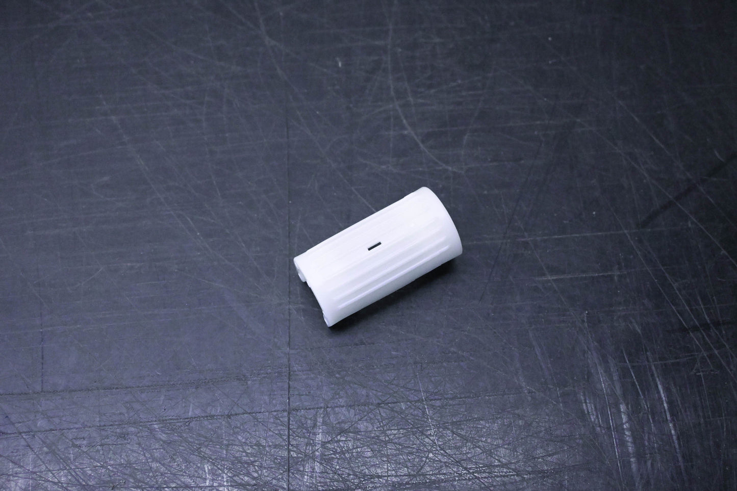 New OEM Ford 1L2Z-7Z465-AA Latch NOS