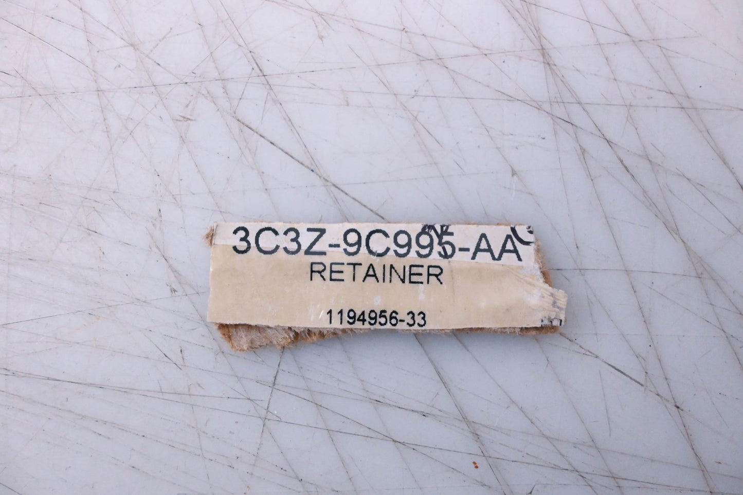 New OEM Ford 3C3Z-9C995-AA Fuel Injection Idle Retainer NOS
