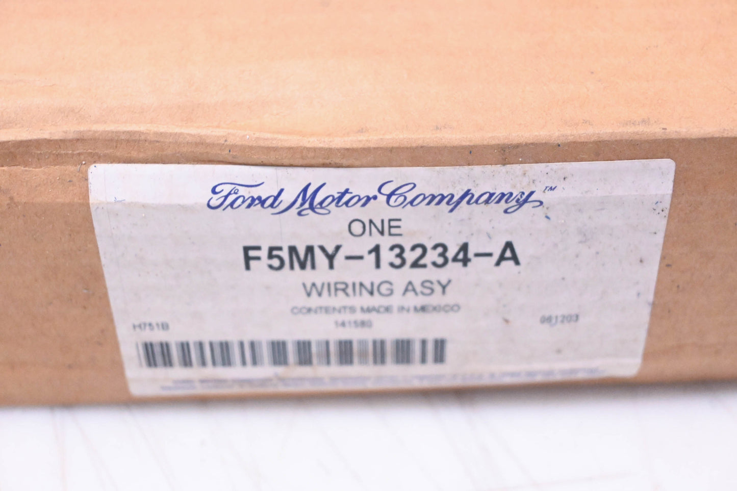 New OEM Ford F5MY-13234-A Socket & Wiring Assembly NOS
