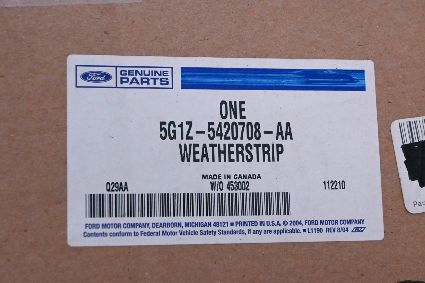 New OEM Ford 5G1Z-5420708-AA On Body Weatherstrip NOS