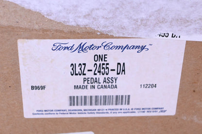 New OEM Ford 3L3Z-2455-DA Brake Pedal Assembly NOS