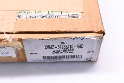 New OEM Ford XW4Z-54253A10-AAD Door Seal Weatherstrip NOS