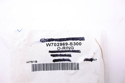 New OEM Ford W702969-S300 Seal NOS