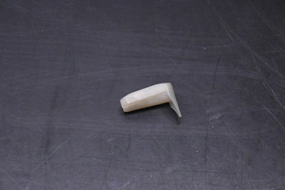 New OEM Ford N806191-S1901 Fuel Line Retainer Clip NOS