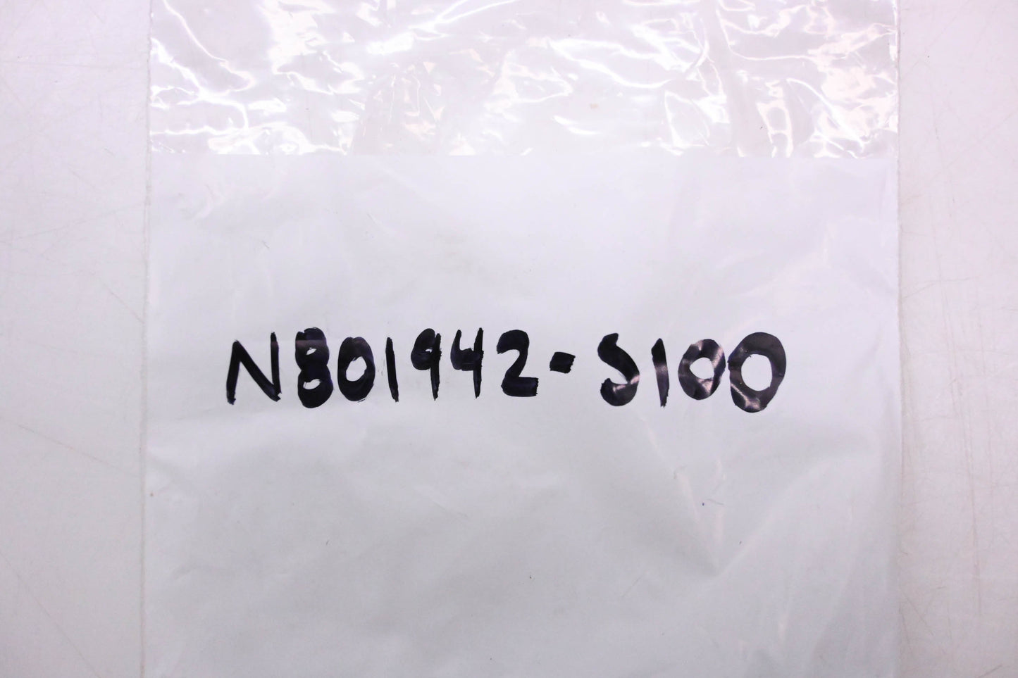 New OEM Ford N801942-S100 Hex Head Bolt NOS