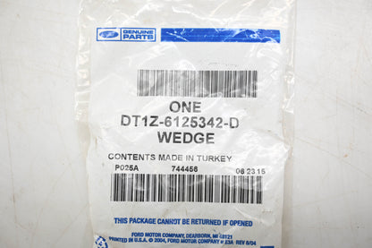 New OEM Ford DT1Z-6125342-D D Wedge NOS