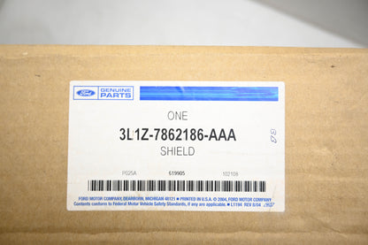 New OEM Ford 3L1Z-7862186-AAA Right Side Panel Cover NOS