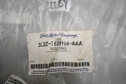 New OEM Ford 3L2Z-7829164-AAA Fender Flare NOS
