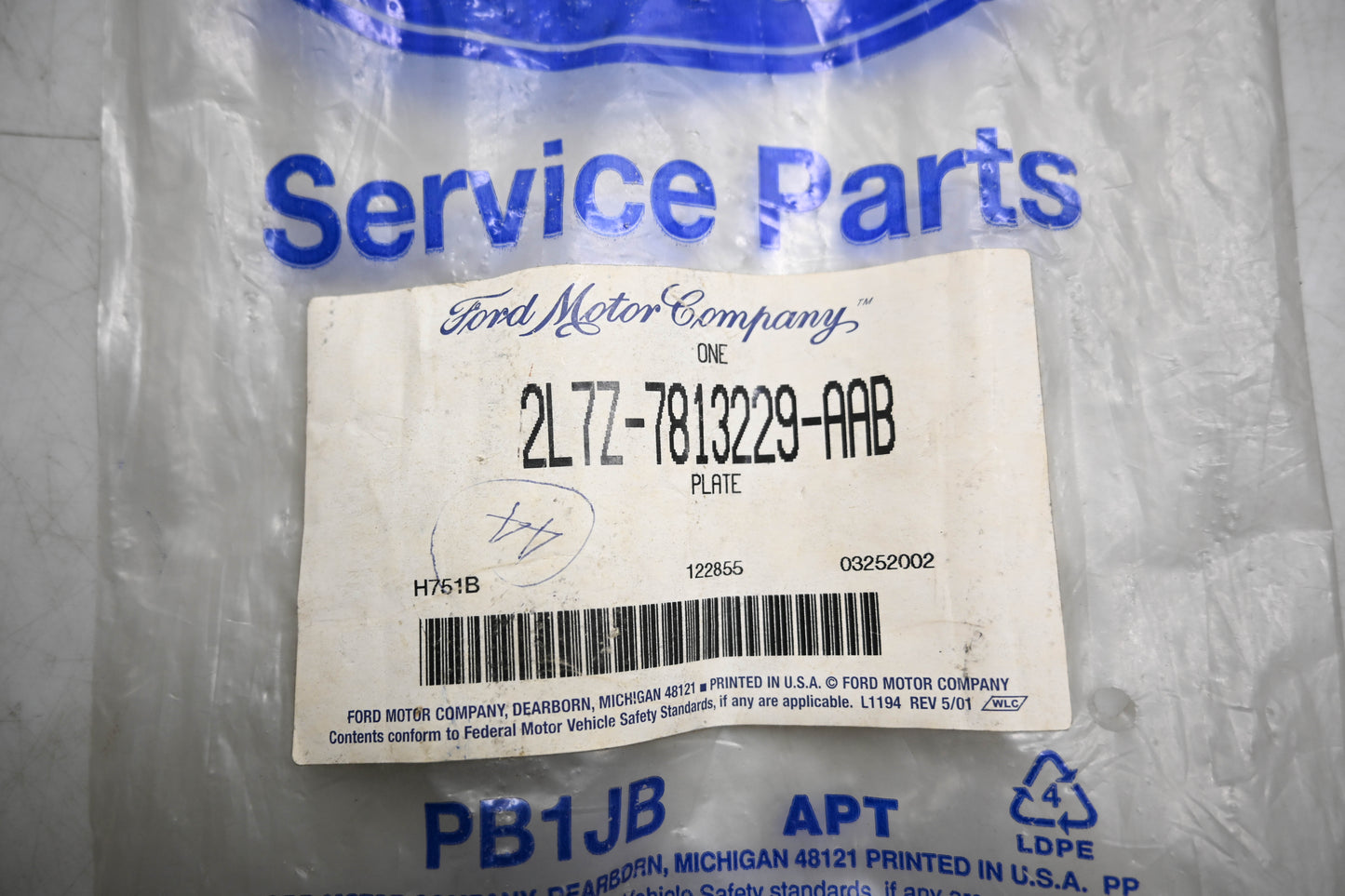 New OEM Ford 2L7Z-7813229-AAB, 2L74-7813245-AJW Door Scuff Plate NOS