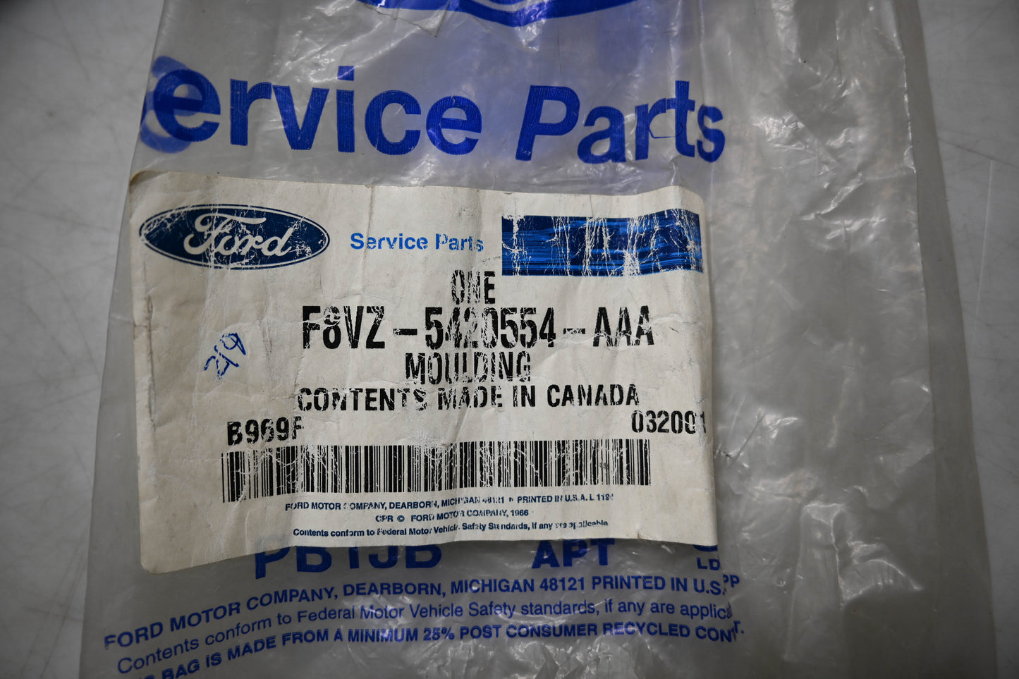 New OEM Ford F8VZ-5420554-AAA Outer Door Moulding NOS