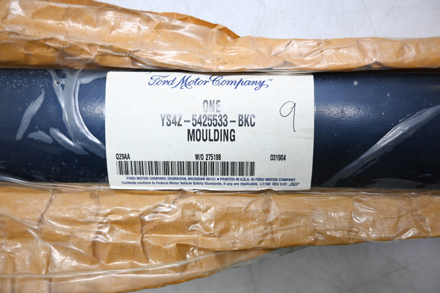 New OEM Ford YS4Z-5425533-BKC Moulding NOS
