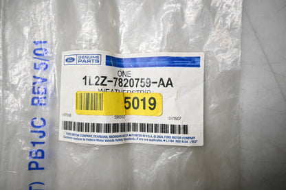 New OEM Ford 1L2Z-7820759-AA Door Lower Weatherstrip NOS