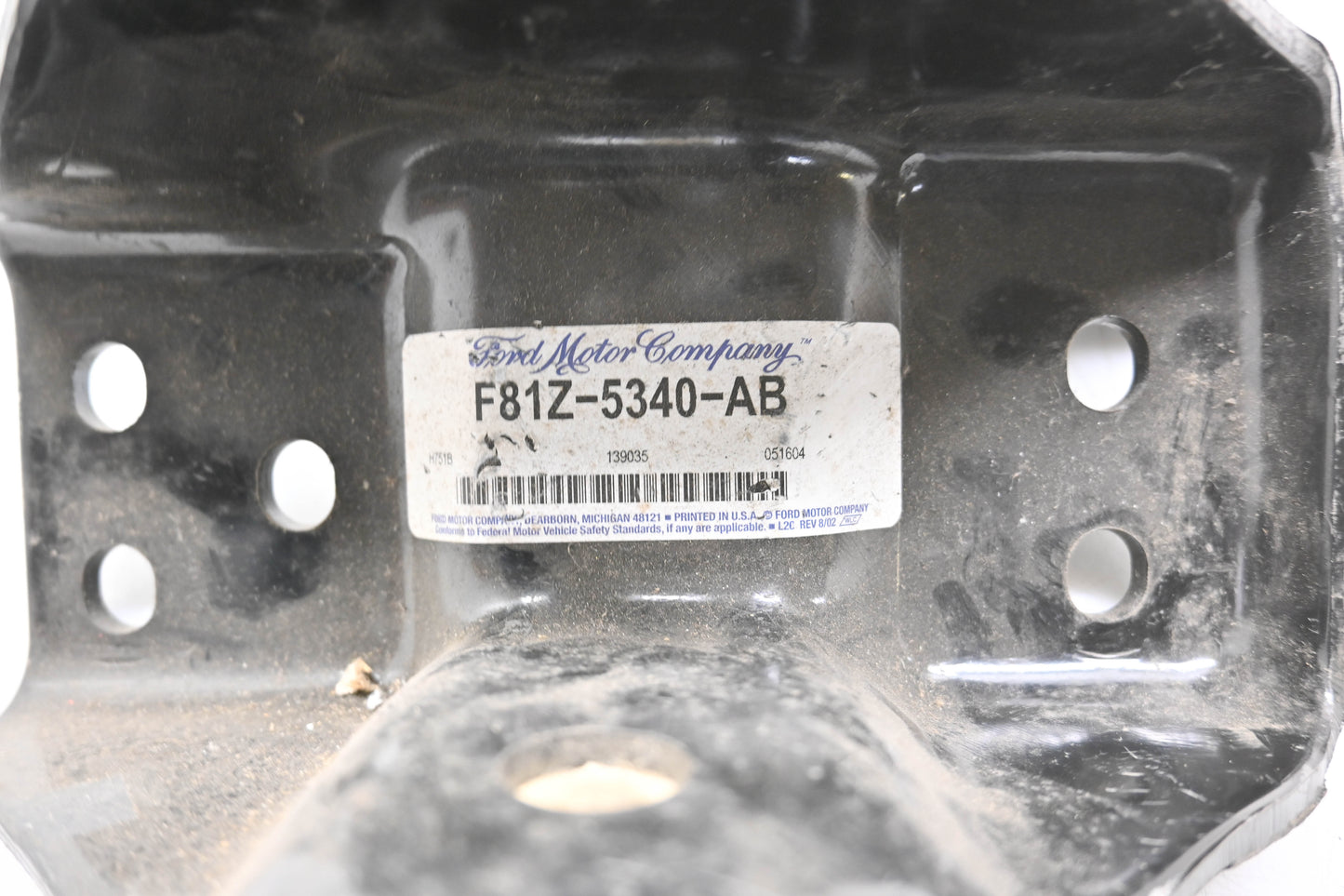 New OEM Ford F81Z-5340-AB, F81A-5341 Front Left Spring Bracket NOS