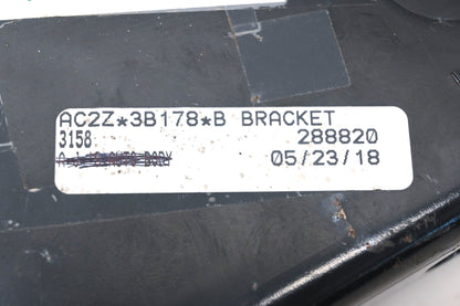 New OEM Ford AC2Z-3B178-B, AC24-3K090-AA Driver Side Axle Beam Mount Bracket NOS
