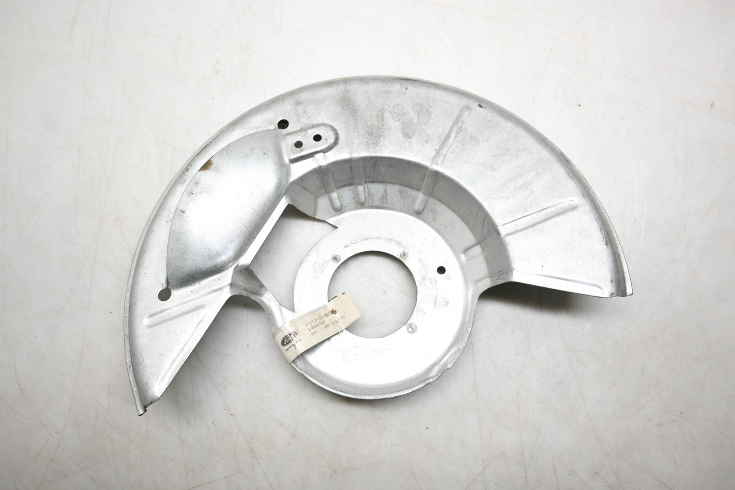 New OEM Ford F5TZ-2K005-C, F5TA-2K005-DC Brake Back Plate NOS