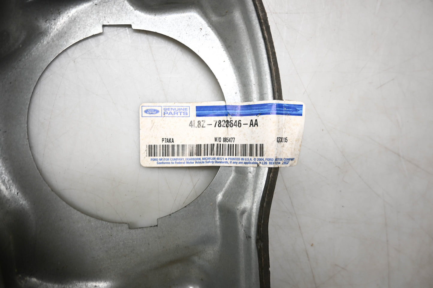 New OEM Ford 4L8Z-7828646-AA, YL8Z-7828646-AA Fuel Door Housing NOS