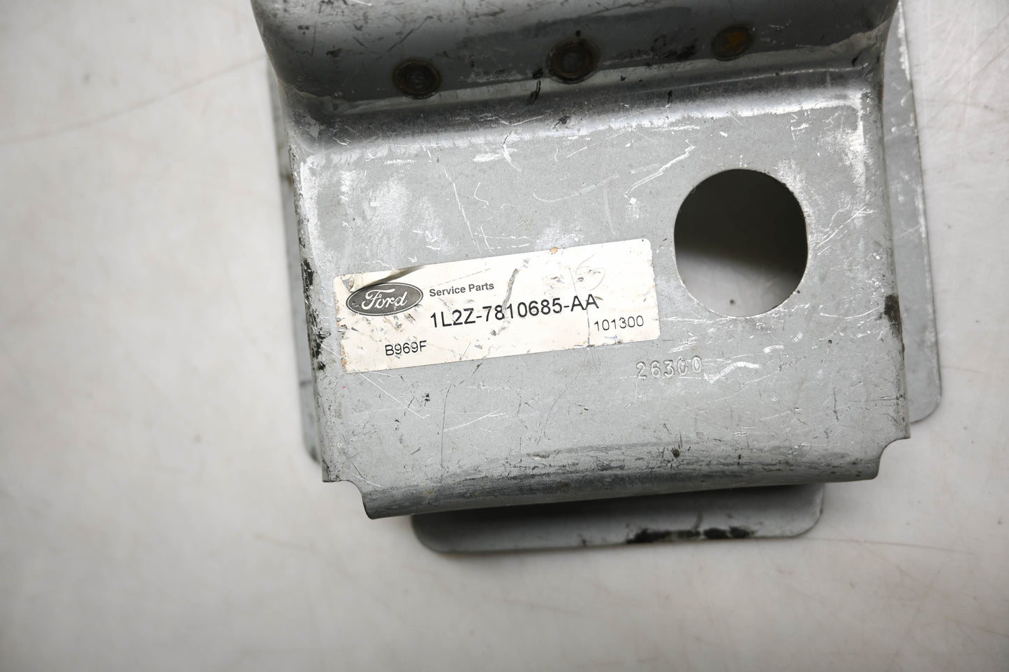 New OEM Ford 1L2Z-7810685-AA Crossmember Assembly NOS