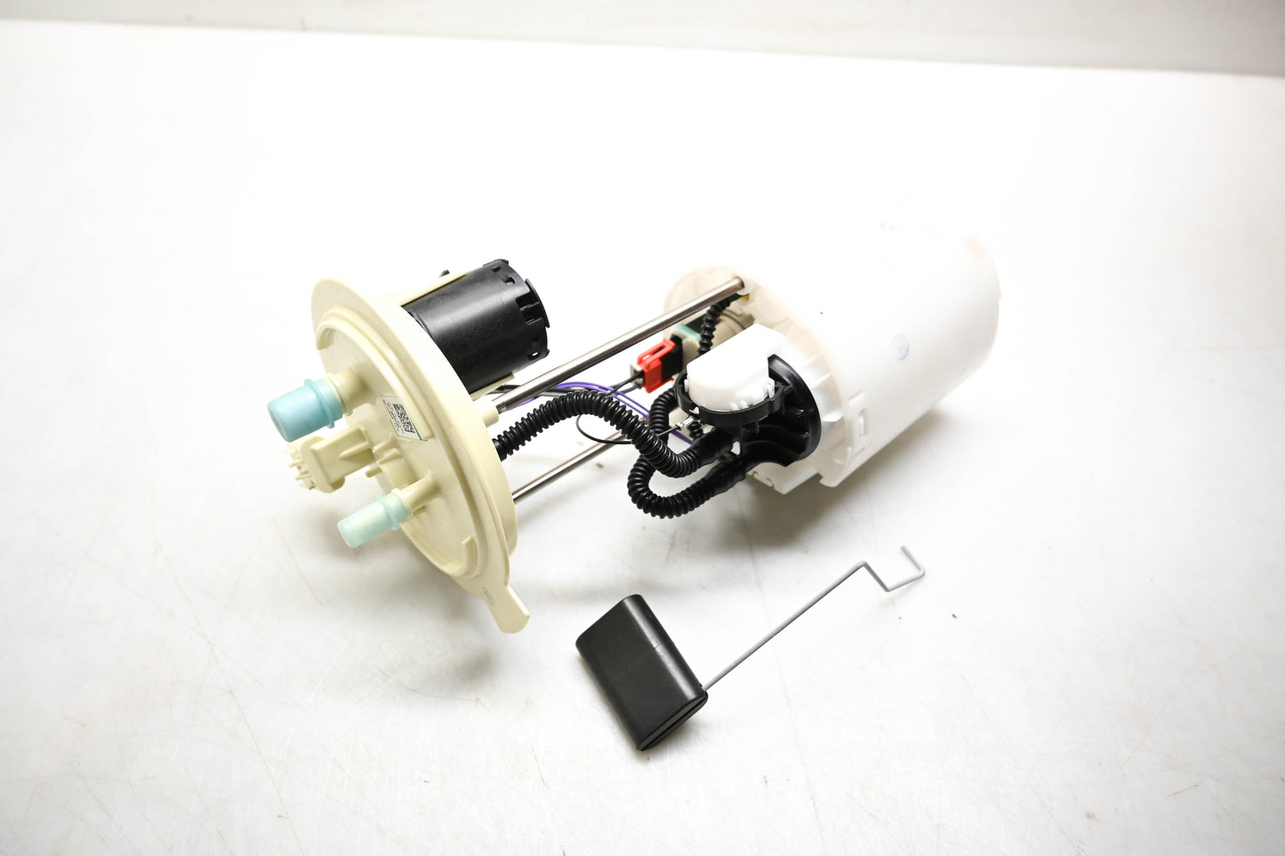 New OEM Motorcraft PFS-489, 9L3Z-9H307-B Fuel Pump Assembly NOS