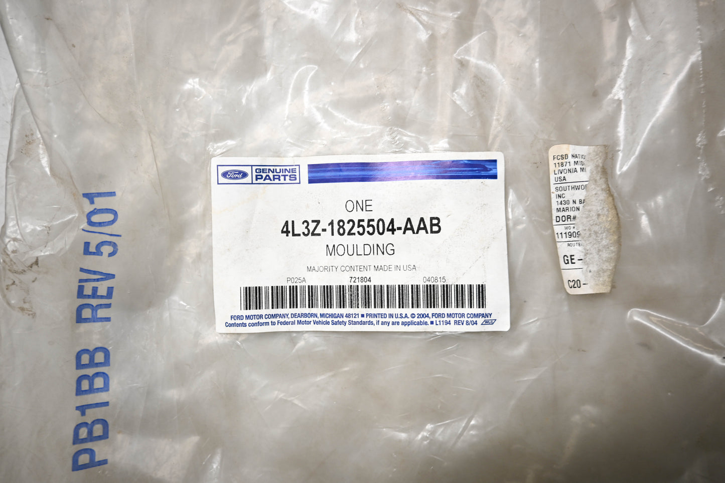 New OEM Ford 4L3Z-1825504-AAB, 5L34-1825514-AA32NC Interior Trim Panel NOS