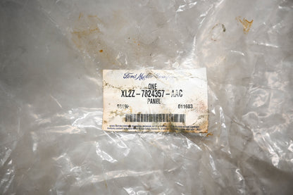 New OEM Ford XL2Z-7824357-AAC, YL24-78243A53-BAW Center Pillar Trim NOS