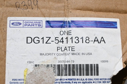 New OEM Ford DG1Z-5411318-AA Trunk Lock Sill Scuff Plate NOS