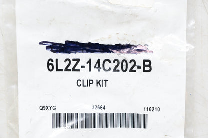 New OEM Ford 6L2Z-14C202-B Pressure Sensor Retainer Clip NOS