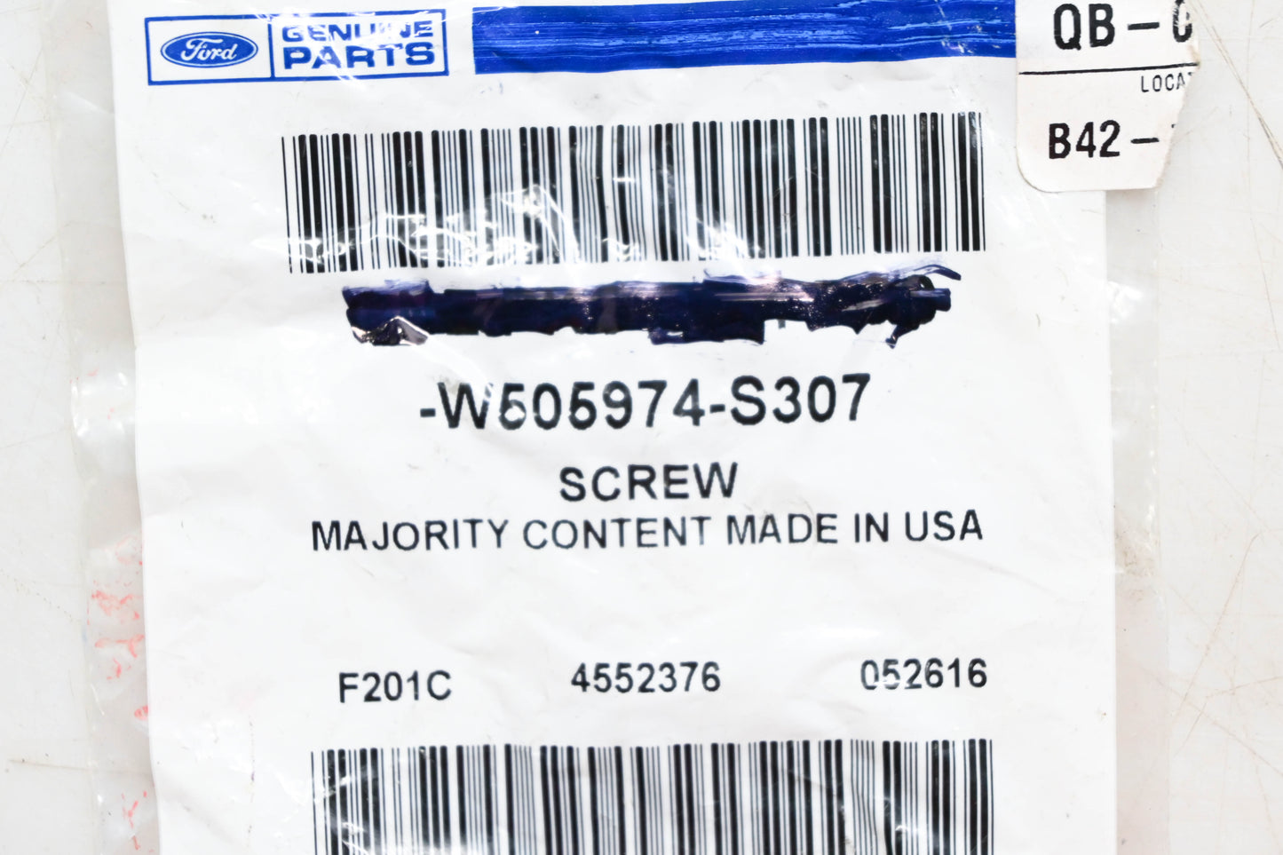 New OEM Ford W505974-S307 Trim Molding Screw NOS