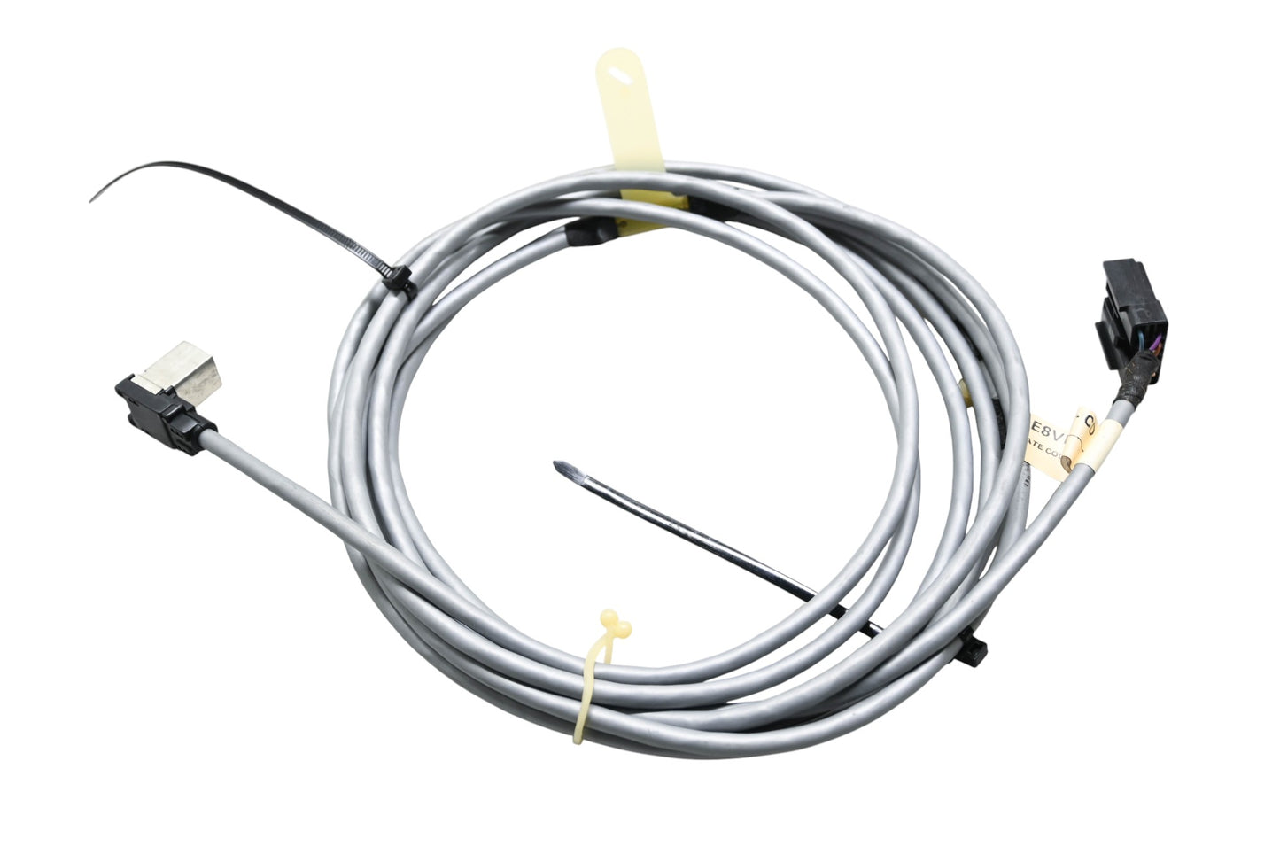 New OEM Ford E8VY-14588-A, E8VF-14588-CD Head Unit to Amplifier Wiring Harness NOS