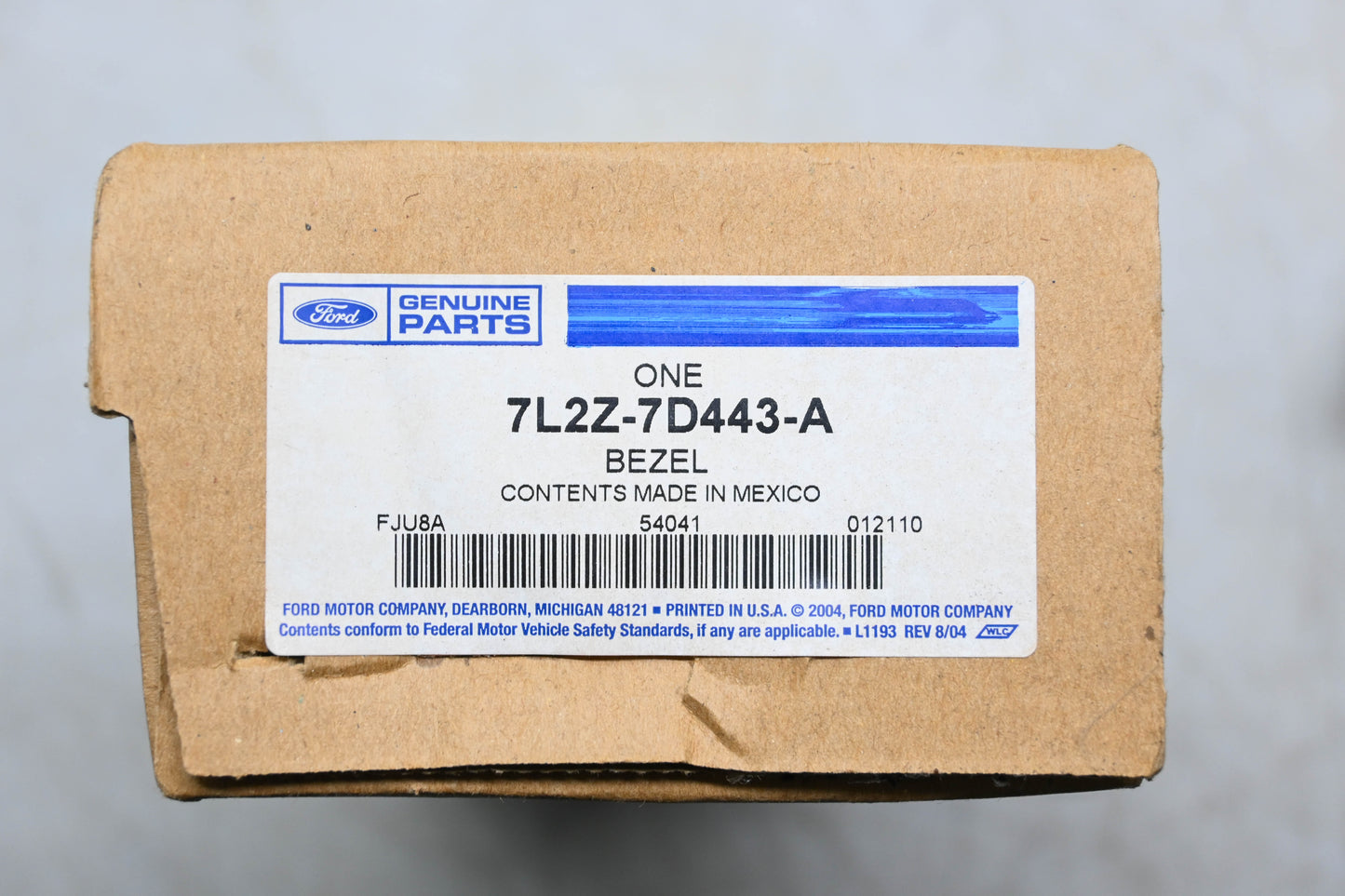 New OEM Ford 7L2Z-7D443-A Shifter Assembly Bezel NOS