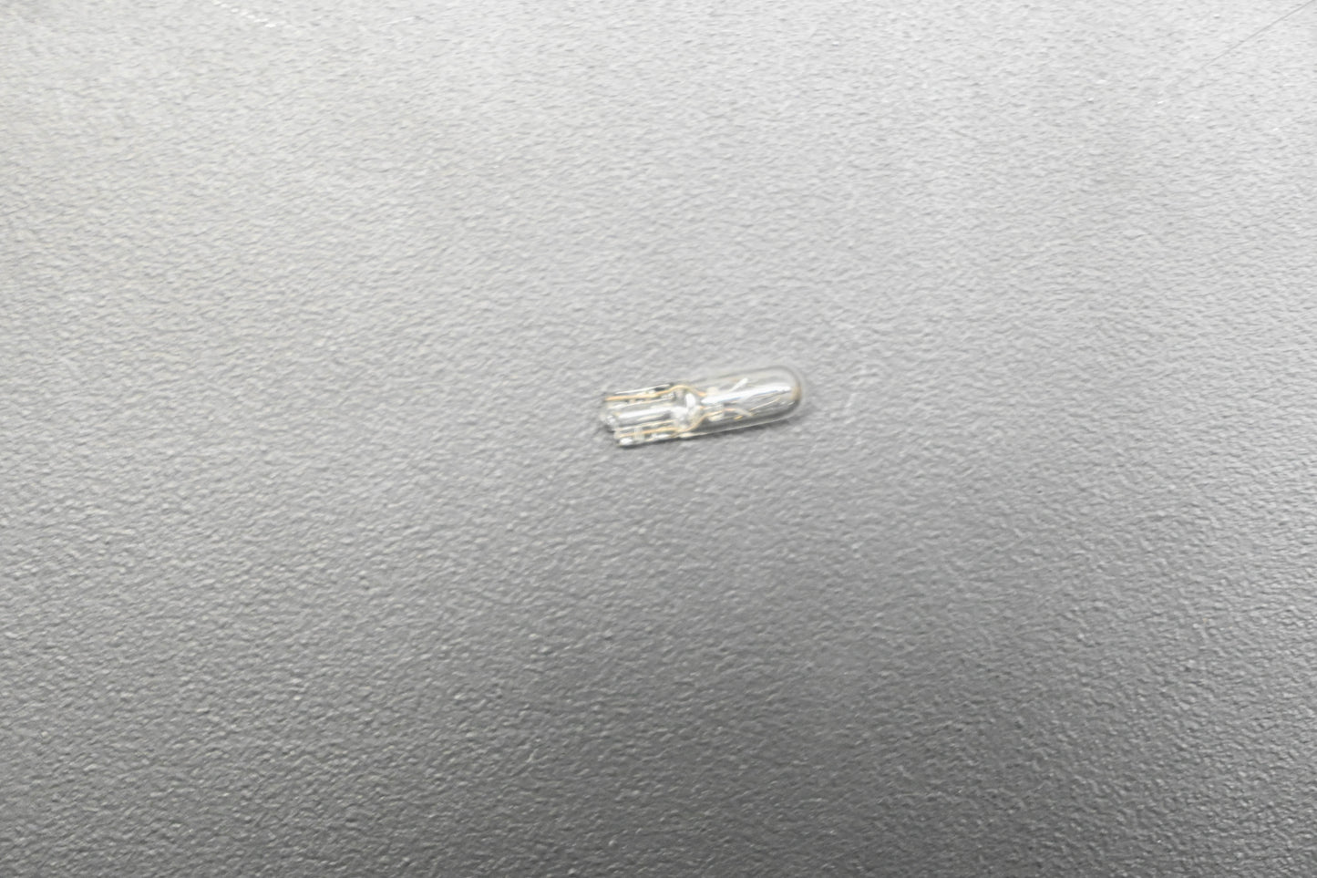 New OEM Ford 8L8Z-13466-A Bulb NOS