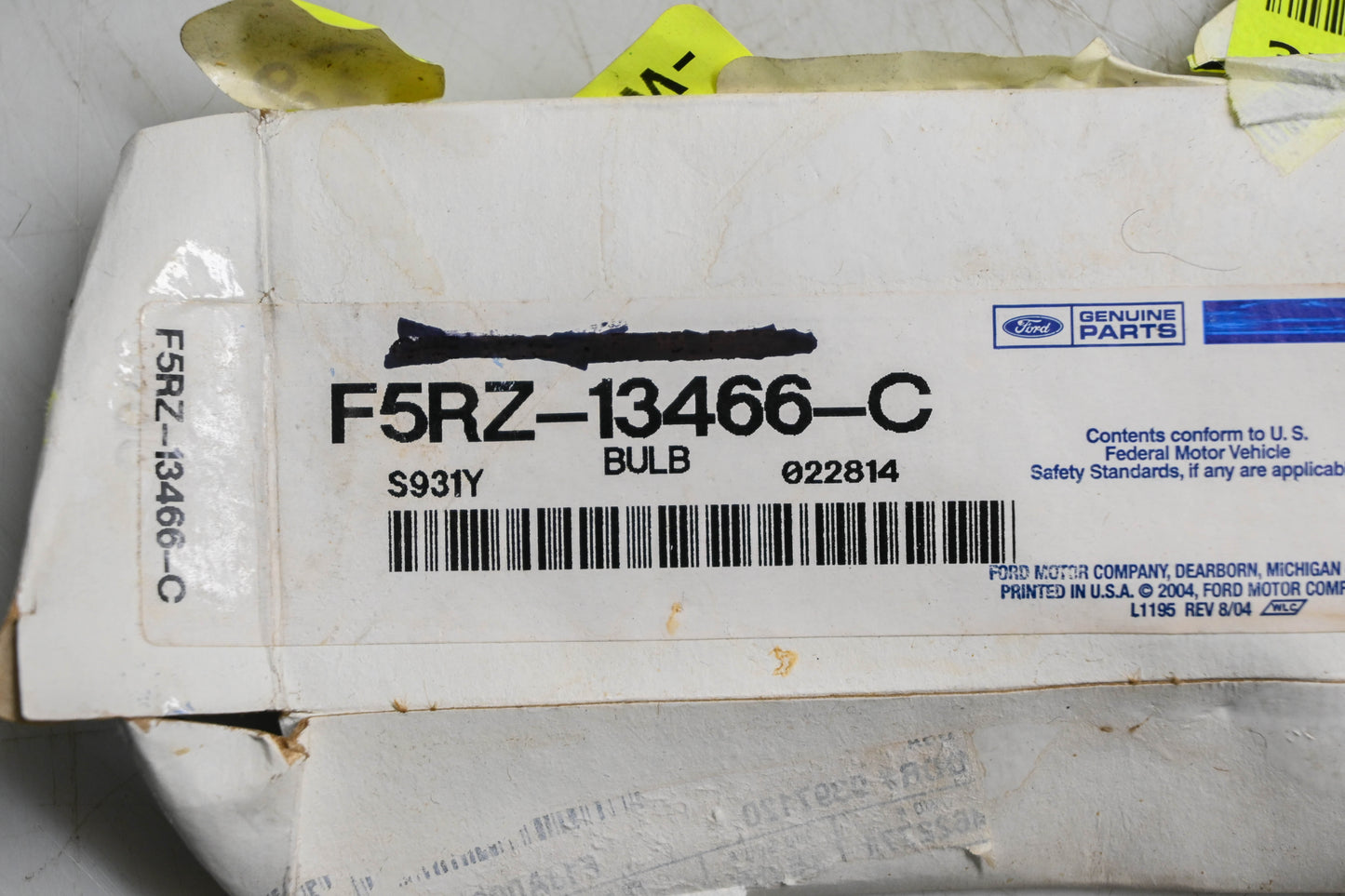New OEM Ford F5RZ-13466-C Exterior Bulb NOS