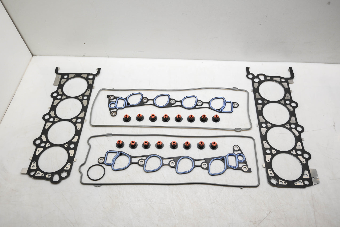 New OEM Ford F6AZ-6079-BB Top End Gasket & Seal Kit NOS