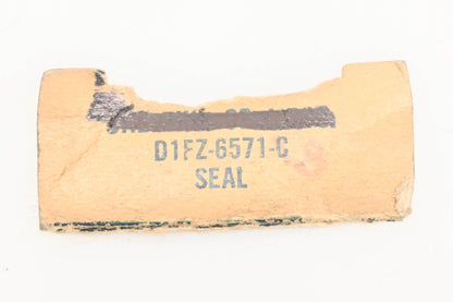 New OEM Ford D1FZ-6571-C Valve Stem Seal NOS